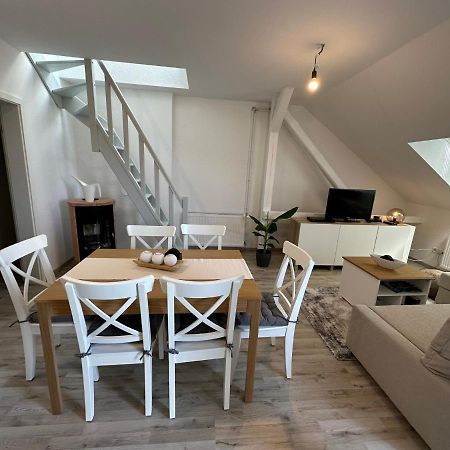 Gemuetliche Neurenovierte Dachgeschosswohnung Erfurt Eksteriør bilde