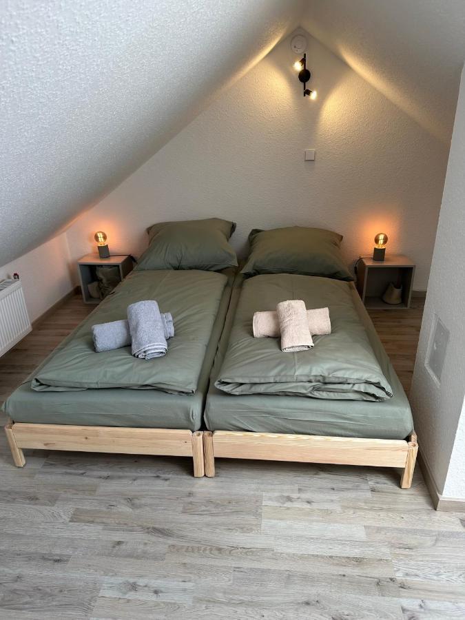 Gemuetliche Neurenovierte Dachgeschosswohnung Erfurt Eksteriør bilde