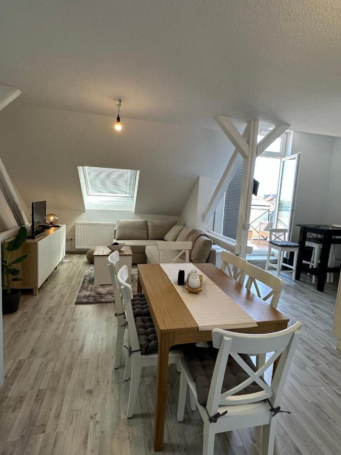 Gemuetliche Neurenovierte Dachgeschosswohnung Erfurt Eksteriør bilde